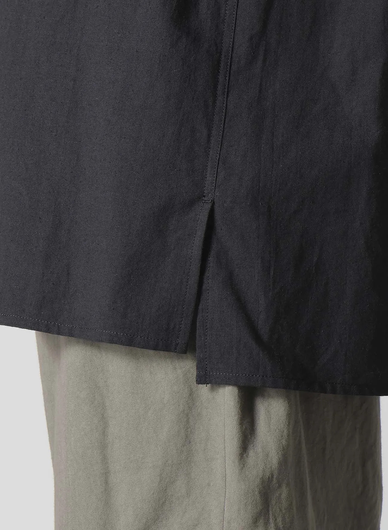 COTTON HEMP BROAD SHIRT WITH ZIP POCKET